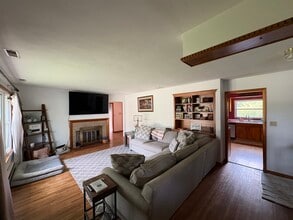 706 Randall Ct in Marengo, IL - Building Photo - Building Photo