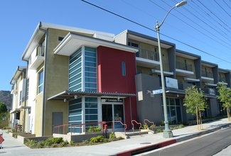 1463 Colorado Blvd in Los Angeles, CA - Foto de edificio