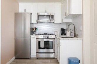1614 Marion Way W in Santa Ana, CA - Building Photo - Building Photo