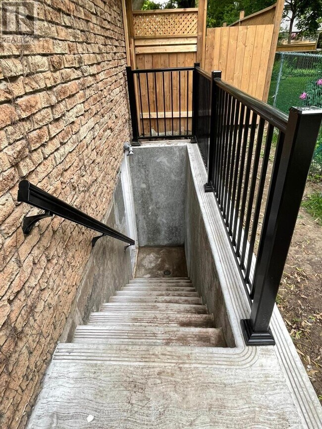 1798 Storrington St in Pickering, ON - Building Photo - Building Photo