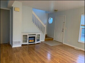 723 Tiffany Ct in Antioch, IL - Building Photo - Building Photo