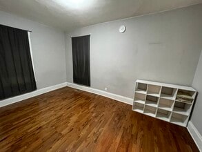 105 Bloomfield St, Unit #1 in Boston, MA - Building Photo - Building Photo