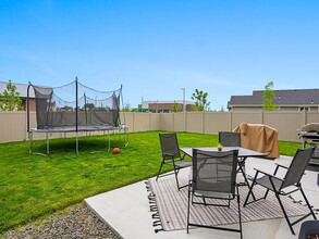6122 S Carlburg Ave in Boise, ID - Building Photo - Building Photo