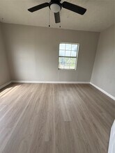 126 W 6th St in Freeport, TX - Building Photo - Building Photo