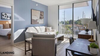 3830 NW 11th St in Miami, FL - Building Photo