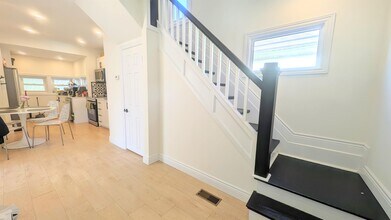 991 Campbell Ave in Windsor, ON - Building Photo - Building Photo