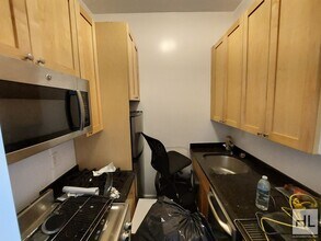 WEST 73 STREET, Unit 4C in New York, NY - Foto de edificio - Building Photo