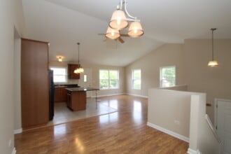 6617 Briarwood Dr in Crystal Lake, IL - Foto de edificio - Building Photo