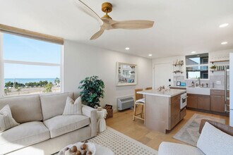 1030 Hickory Blvd, Unit SI FL5-ID1382968P in Bonita Springs, FL - Building Photo - Building Photo