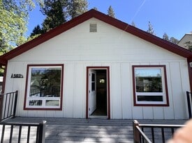 503 1/2 S Auburn St in Grass Valley, CA - Building Photo