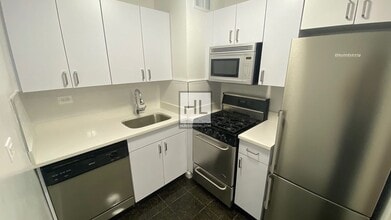 5 AVENUE in New York, NY - Building Photo - Building Photo