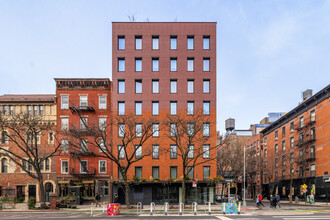 Park House in New York, NY - Building Photo - Building Photo