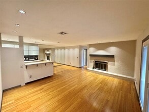 4400 Hemingway Dr in Oklahoma City, OK - Foto de edificio - Building Photo