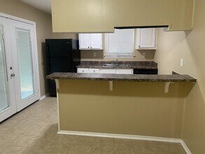 1661 Princess Helen Rd W in Mobile, AL - Building Photo - Building Photo
