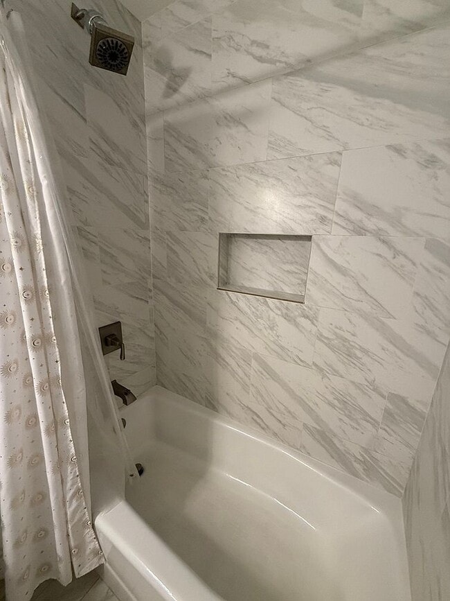 43 N Laelua Pl in Paia, HI - Building Photo - Building Photo