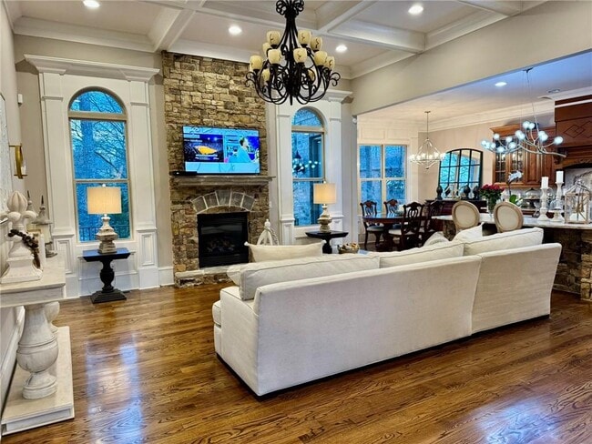 property at 802 Jamont Cir