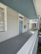 2218 Whitaker Street, Unit A in Savannah, GA - Foto de edificio - Building Photo