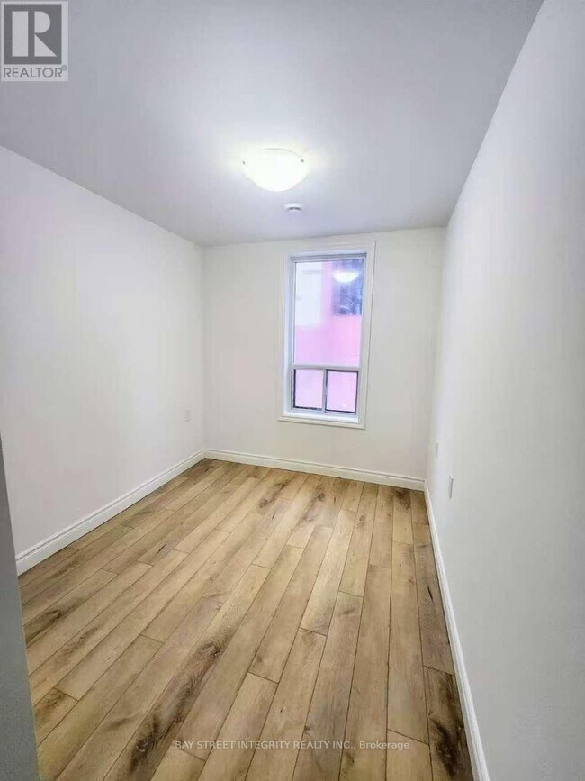 71 Main St E in Hamilton, ON - Building Photo - Building Photo