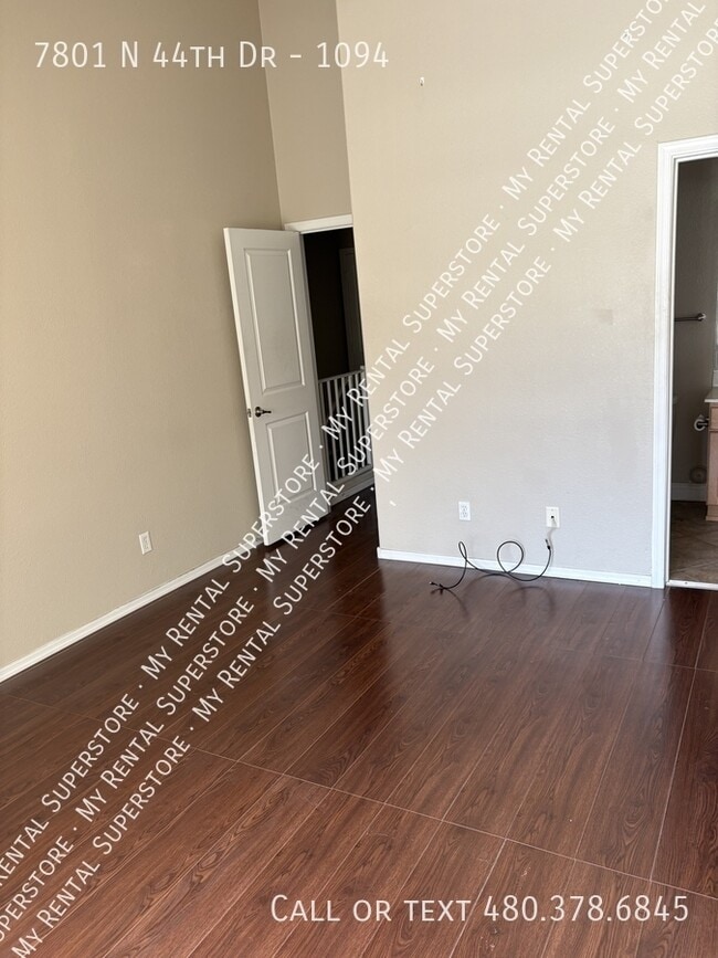 7801 N 44th Dr in Glendale, AZ - Building Photo - Building Photo