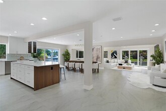 12985 Ortega Ln in North Miami, FL - Building Photo - Building Photo