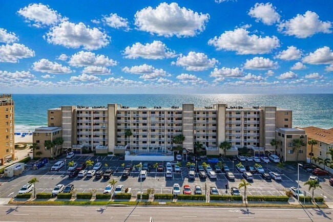 18650 Gulf Blvd in Indian Shores, FL - Building Photo - Building Photo