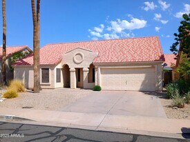 1262 E Mineral Rd in Gilbert, AZ - Building Photo