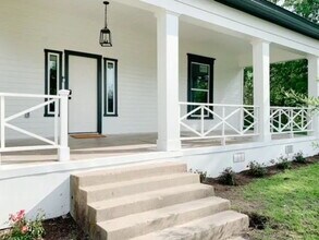 2204 Parrott Ave in Waco, TX - Building Photo - Building Photo