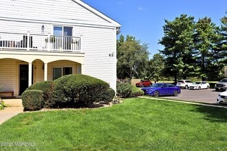 311 Tulip Ln in Freehold, NJ - Building Photo - Building Photo