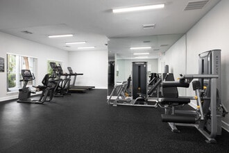Summerhill Apartments in Titusville, FL - Foto de edificio - Interior Photo