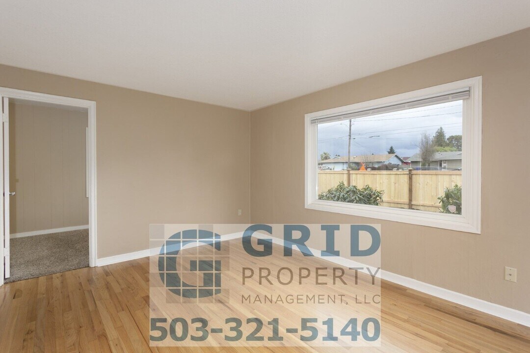 9628 SE Holgate Blvd in Portland, OR - Building Photo