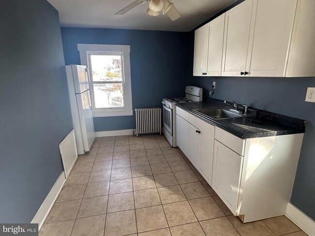 38 Hanover St in Pemberton, NJ - Building Photo - Building Photo