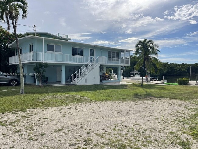 39 Lake Shore Dr in Key Largo, FL - Building Photo - Building Photo