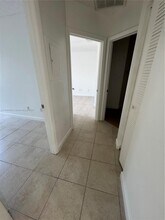 18346 NW 68th Ave in Hialeah, FL - Building Photo - Building Photo