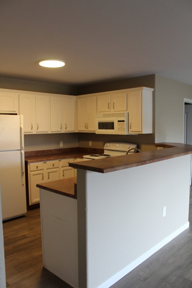 495 River View Dr in New Castle, CO - Building Photo - Building Photo