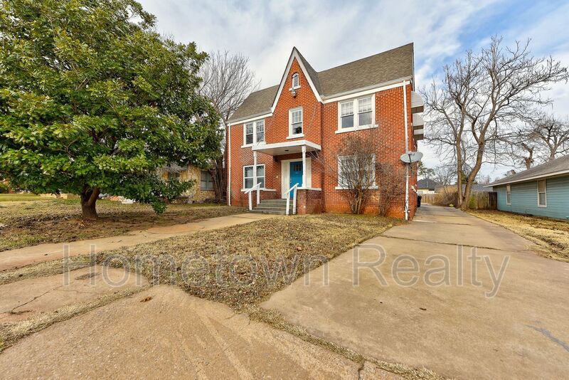 2231 NW 12th St in Oklahoma City, OK - Building Photo