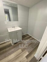 110 W Mitchell St in Milledgeville, GA - Building Photo