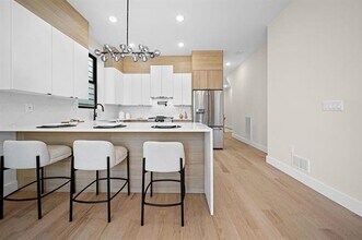 27 Graham St in Jersey City, NJ - Foto de edificio - Building Photo