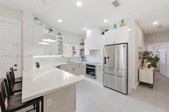 1166 SW 158th Way in Pembroke Pines, FL - Building Photo - Building Photo