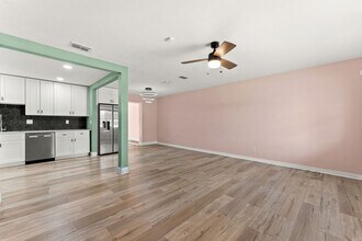 5217 Witby Ave in Jacksonville, FL - Building Photo - Building Photo
