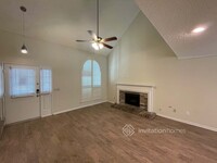 7907 Hidden Oaks Ln in Houston, TX - Building Photo - Building Photo