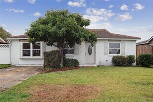 2808 Pritchard Rd, Unit 5 in Marrero, LA - Building Photo