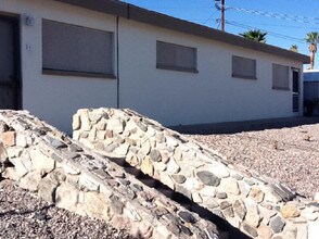 2035 Moyo Dr in Lake Havasu City, AZ - Foto de edificio - Building Photo