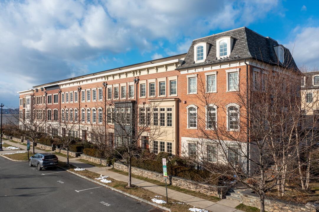 Lookout South in Tarrytown, NY - Foto de edificio