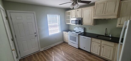 727 Old Silver Springs Rd in Mechanicsburg, PA - Building Photo - Building Photo
