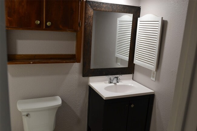 property at 22527 Market Square Ln