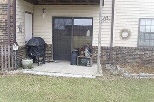 1 Countryside Dr in Markle, IN - Building Photo