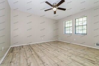 7605 E 119 Terrace in Grandview, MO - Building Photo - Building Photo