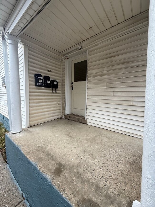 1209 St Marys Ave in Fort Wayne, IN - Foto de edificio - Building Photo