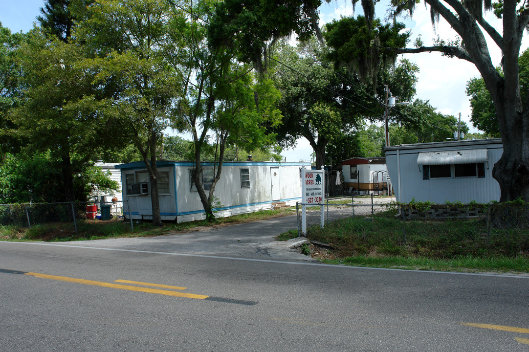 Wood Acres Mobile Home Park in St. Petersburg, FL - Building Photo