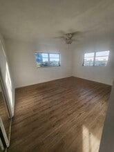 232 NE 12th Ave in Hallandale Beach, FL - Building Photo - Building Photo